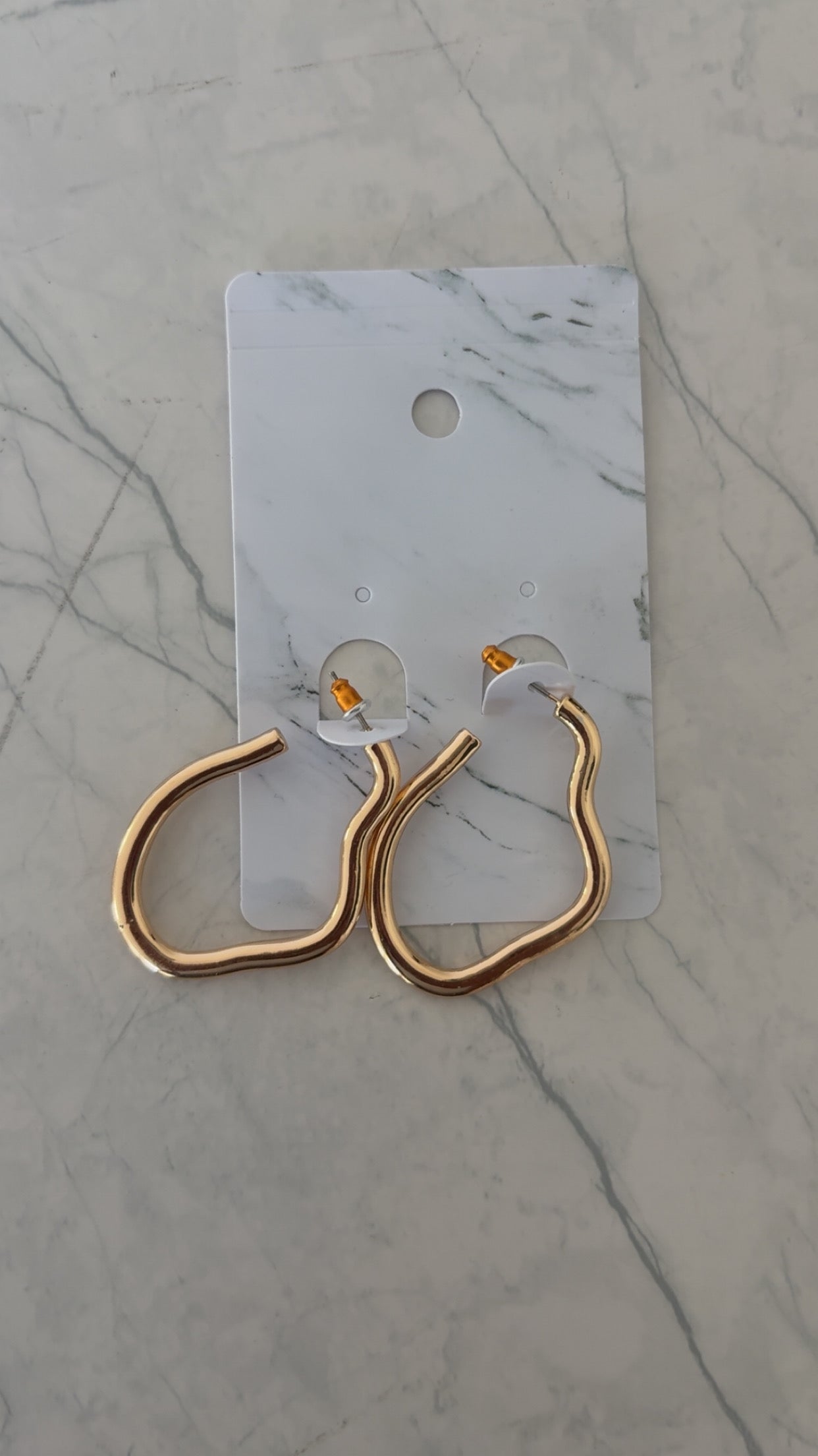 Wavy Metal Hoop Earrings